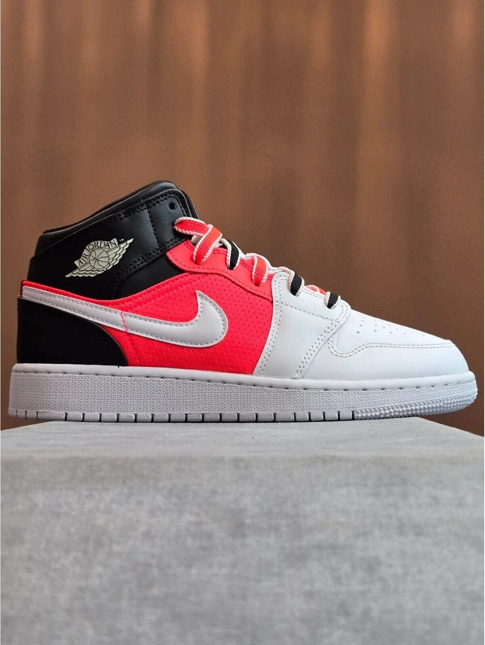 Air Jordan 1 Mid Special Edition - Black / White / Infrared 23 (FB4417-016) 5.5Y
